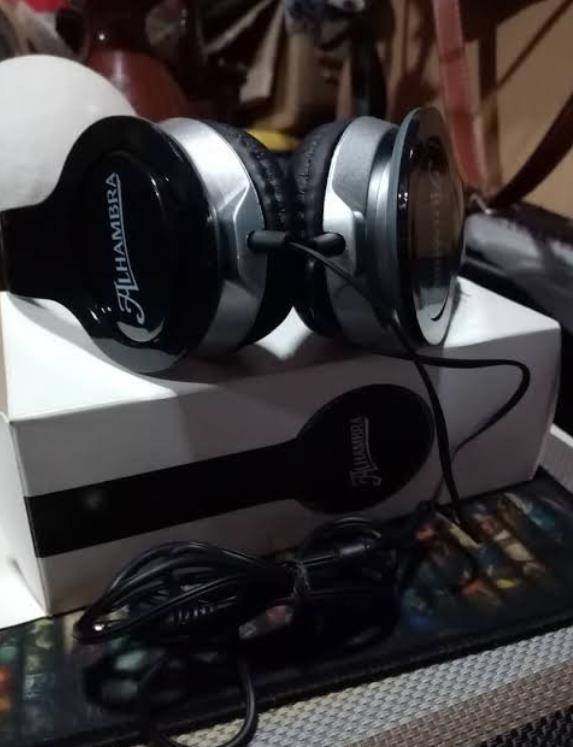 Branded over-ear headphones with custom packaging